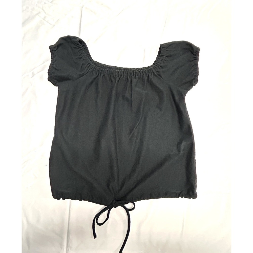 MADEWELL top size Medium Banded neck/ short Sleeve with‎ drawing street closure